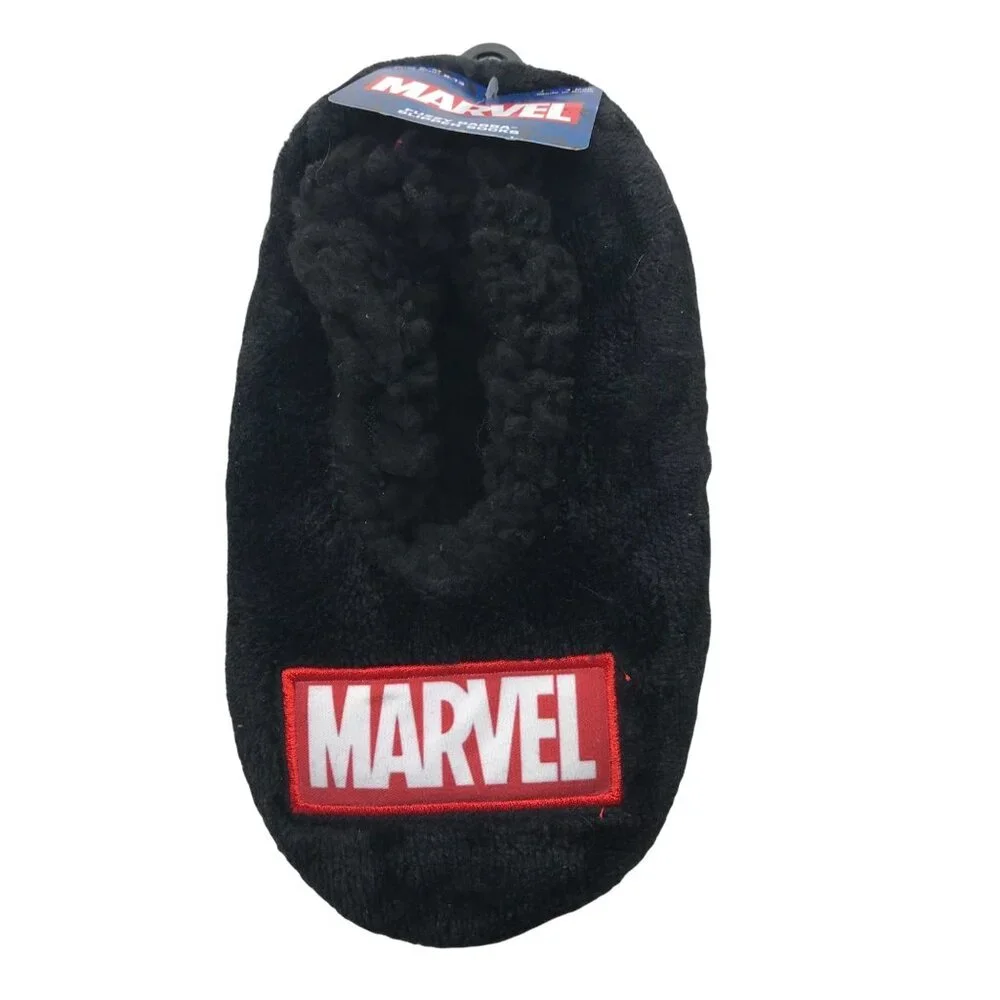 Marvel Children’s Fuzzy Babba Slipper Socks Size S/M 8-13 New